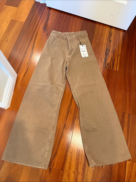 Zara Denim - Zara Wide-Leg High-Rise Jeans in Tan